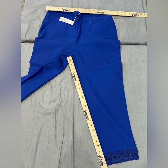 Chico's So Slimming Brigitte Fringe Hem Slim Crop Rich Cobalt size 12 (2) NWT - Picture 10 of 10